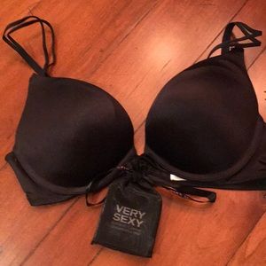 Victoria’s Secret Very Sexy Extreme Push Up Bra
